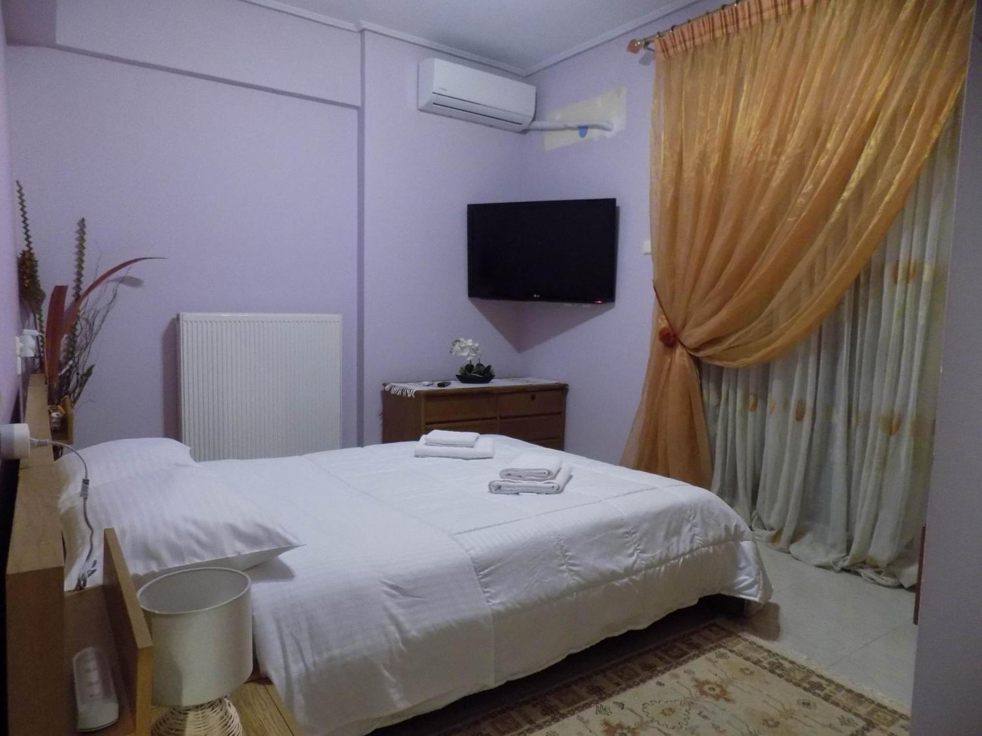 Natalys 2 Bedroom Gorgeous Apartment In Волос Экстерьер фото